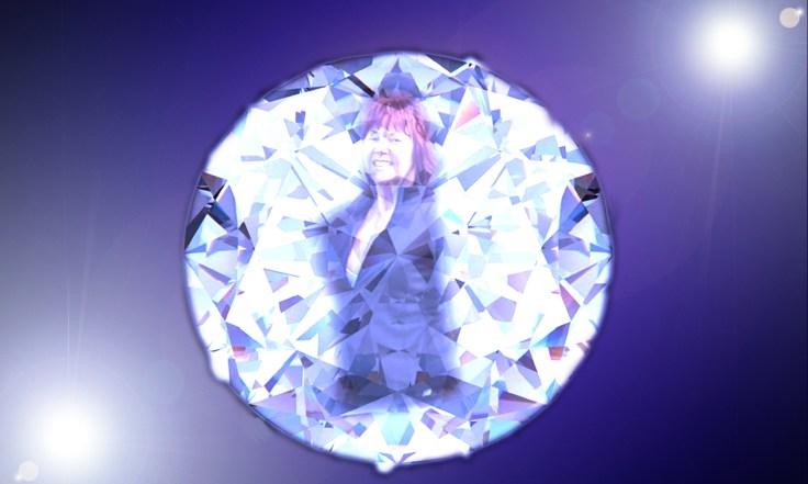 Diamond Joan Blue Flare